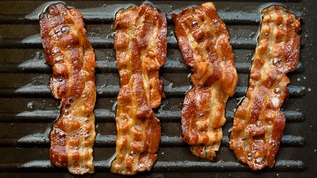 Bacon consumption linked to increased cancer risks