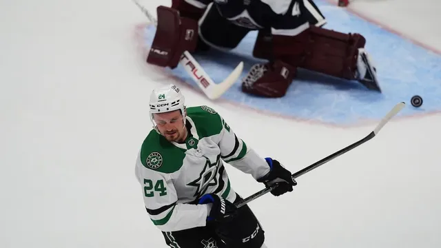 Roope Hintz leads Dallas Stars to victory over Colorado Avalanche in shootout