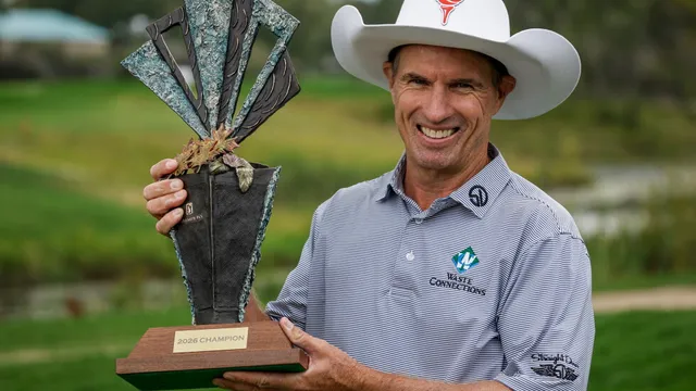 Steven Alker triumphs in playoff at Rogers Charity Classic