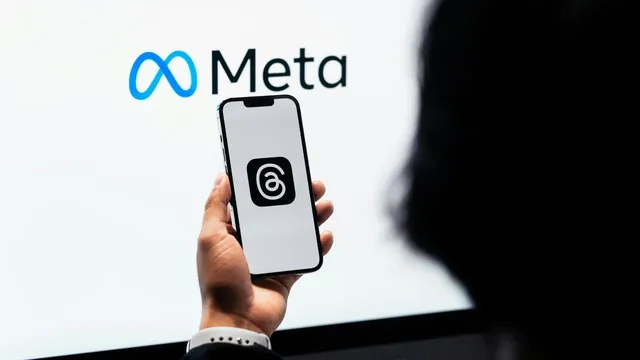 Meta's AI chatbot exposes user chats, sparking privacy concerns