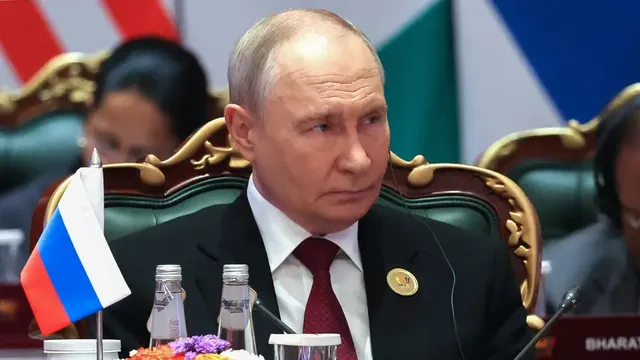 Sebastian Coe defends exclusion of Russian athletes from competitions