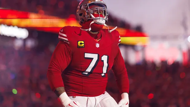 49ers consider trading Trent Williams as contract talks stall