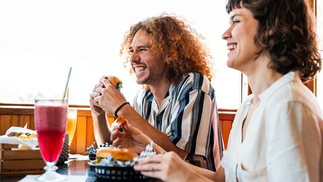 Regional burger chains outpace fast-food giants in sales growth