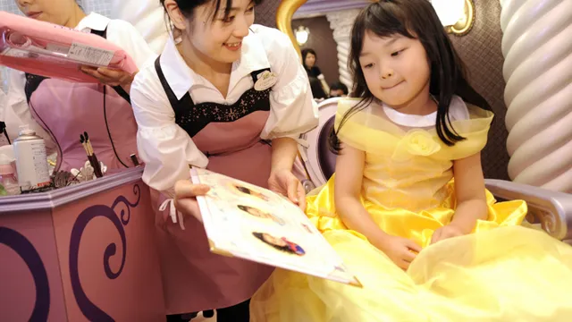 Disney bans third-party vendors, leaving families without options