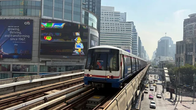 Thai government offers free public transport to tackle severe air pollution