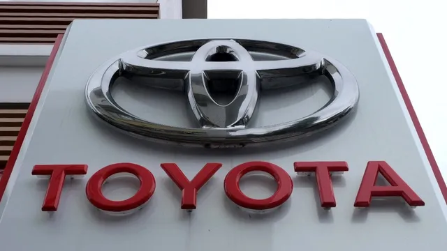 Toyota recalls thousands of trucks over dangerous screen malfunction