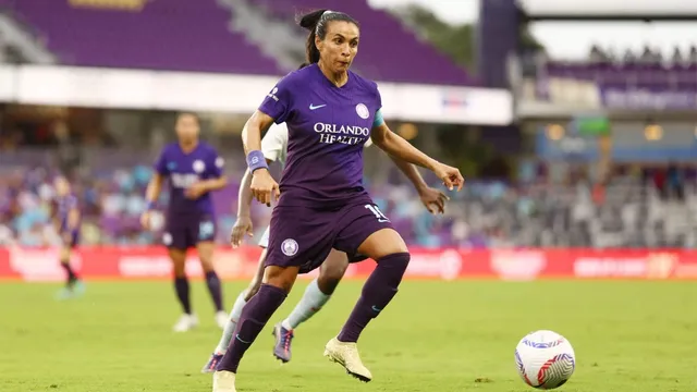 Marta re-signs with Orlando Pride on 2-year deal, aiming to add more trophies and grow her legacy