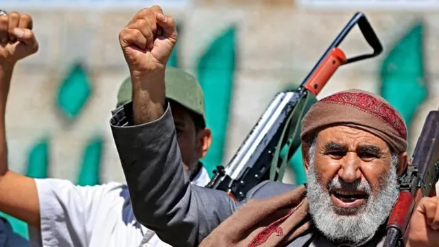 Houthi missile and drone attacks on two Saudi airports kill three people and wound 36