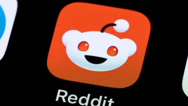 Reddit empowers users to block ads for a year after feedback