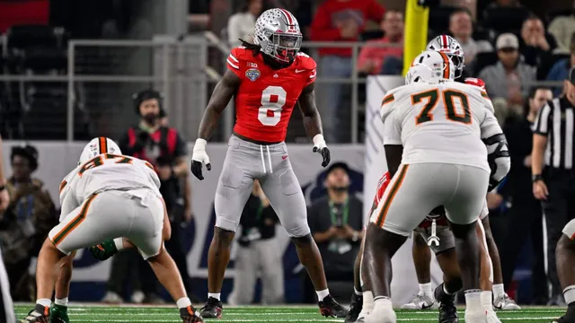 Dante Moore commits to Oregon, aiming for national championship in 2026