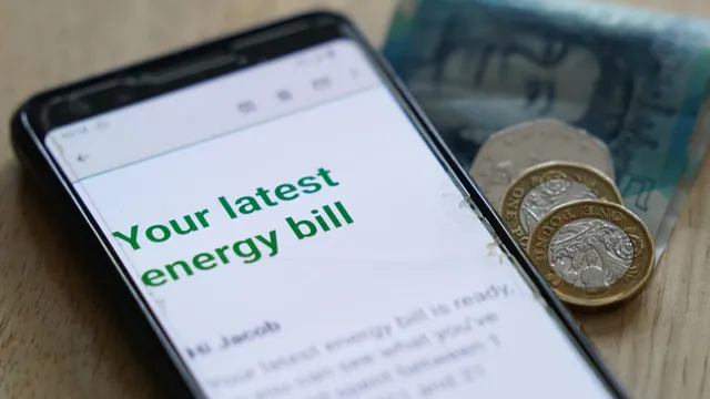 Household energy bills drop by 7% from April after government intervention