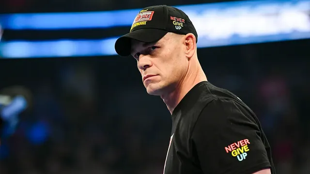 John Cena urges couples to ditch phones for quality time