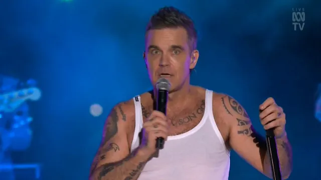 Robbie Williams divides ABC viewers with New Year's Eve performance