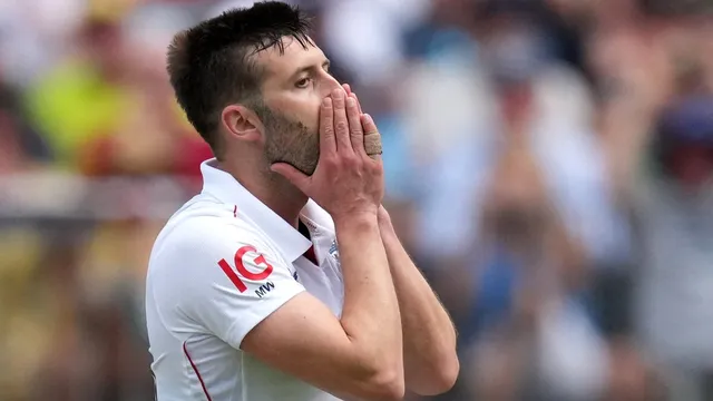 Knicks' Josh Hart struggles with knee injury