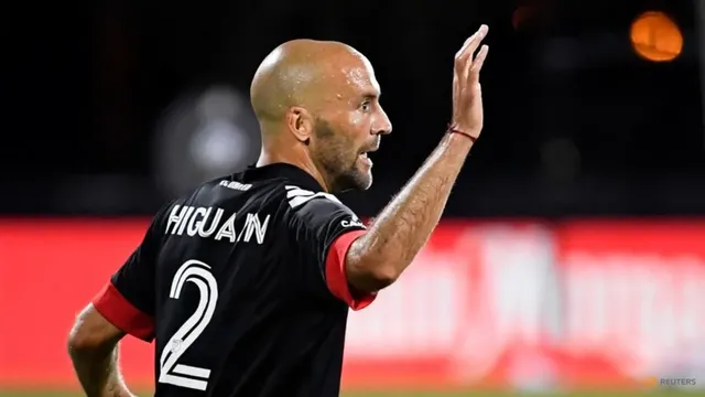 Columbus Crew fires coach Federico Higuain for sexist remark to female referee in United States