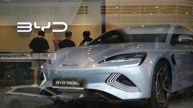 BYD poised to overtake Tesla as top EV seller by 2025
