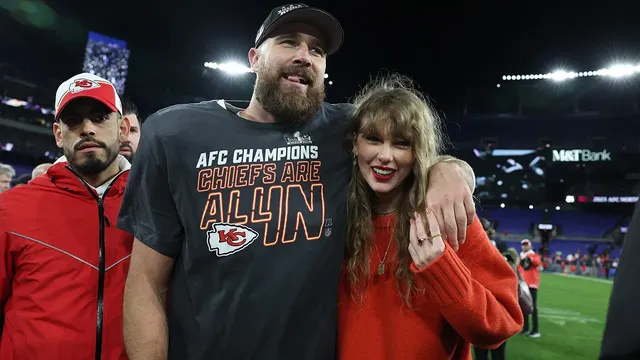 Taylor Swift reclaims ownership of her music catalog