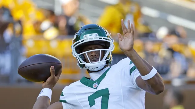 Geno Smith shines in Jets preseason debut with perfect passing performance