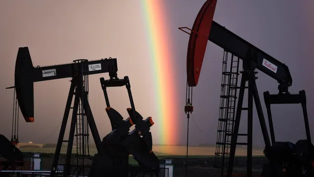 Alberta confronts Ottawa by deploying sovereignty act against emissions cap