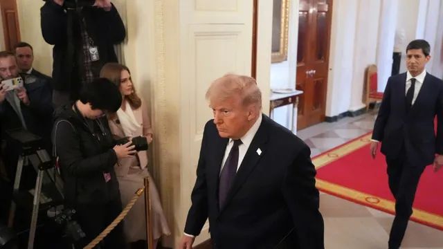Trump signs executive order to regulate AI models