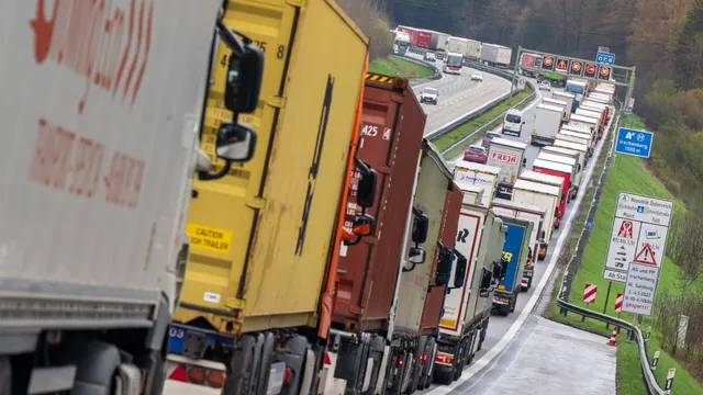 Czech Republic demands better action against illegal waste transport