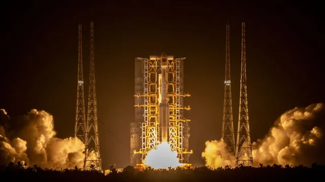 China's Long March 7A rocket fails spectacularly during launch