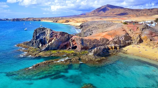 Explore the hidden treasures of Lanzarote's stunning landscapes