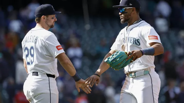 Cal Raleigh snubs teammates during World Baseball Classic