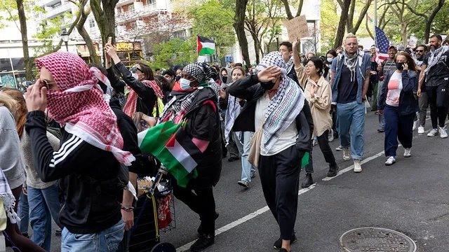 Nassau County Criminalizes Mask-Wearing in Public