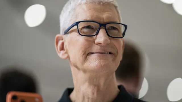 Apple's strategic pivot unravels as it partners for AI solutions