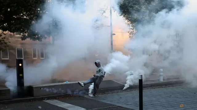 French police grenade injures 15-year-old student during school protest in Lens