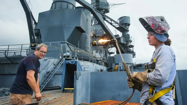 Shipyard jobs require harsh conditions but offer six-figure salaries
