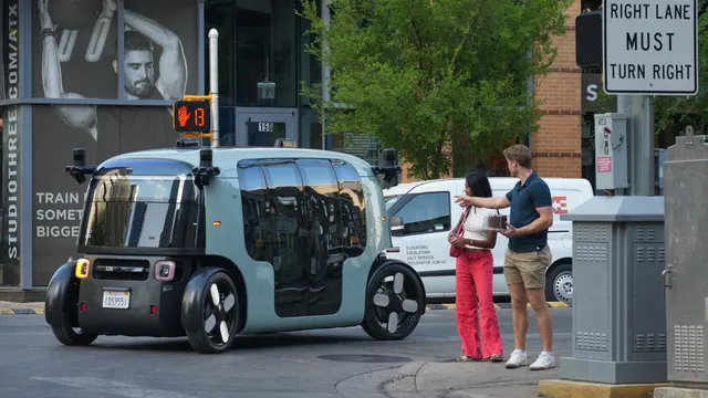 Lawmakers push for national safety standards for autonomous vehicles