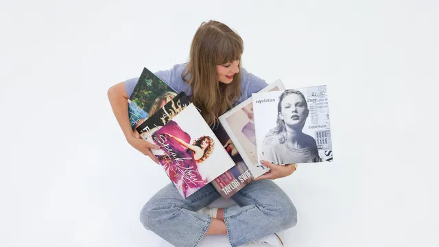 Taylor Swift reclaims all her music for $360 million