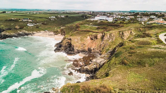 Cornwall tourism struggles as Flambards theme park shuts down