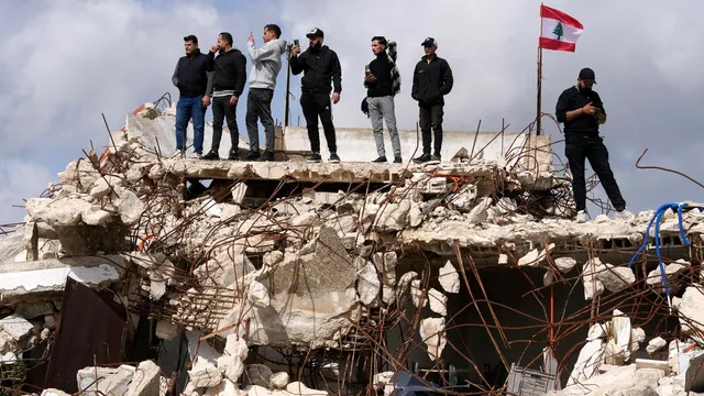 Israeli forces apprehend Sunni Islamist official in Lebanon