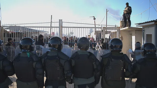 Thousands of ISIS detainees escape amid chaotic government handover in Syria