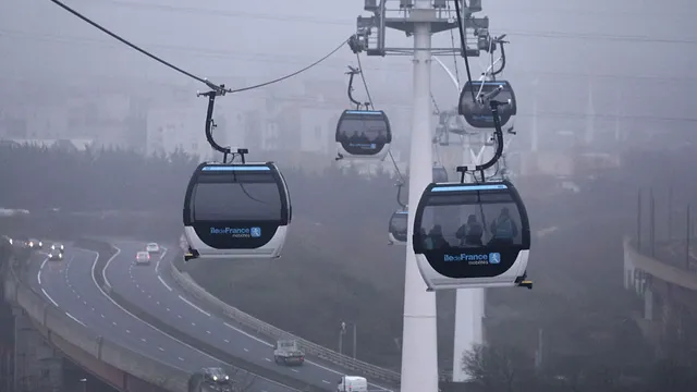 Paris unveils its longest urban cable car system after 17 years of planning