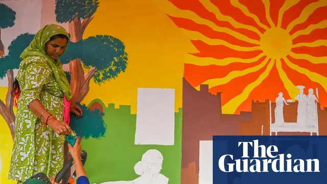 Delhi slum dwellers forced to document their own suffering as heatwaves intensify