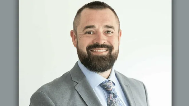 Father charged with murder wins sheriff nomination in Arkansas