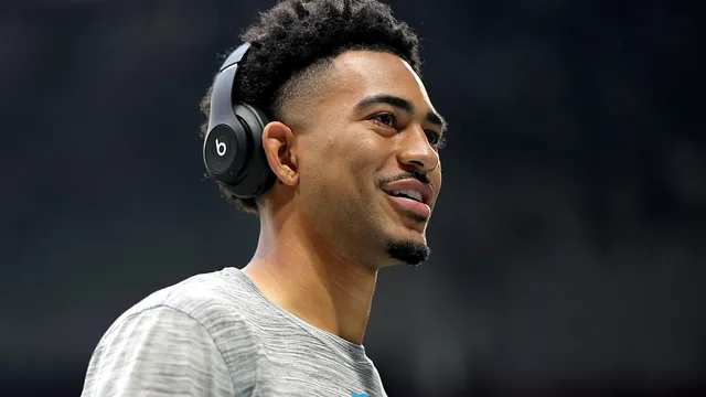 Bryce Young sets franchise record with 448 yards in Panthers win