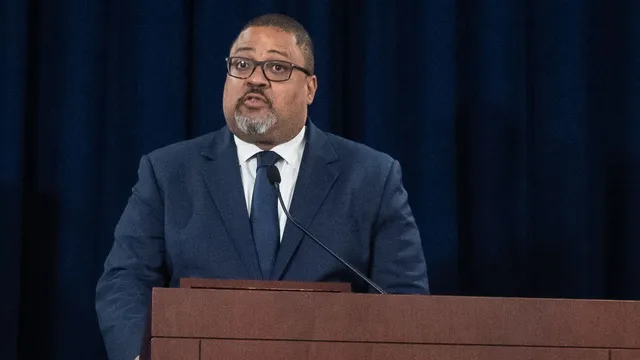 Snowball fight morphs into criminal charges against suspect