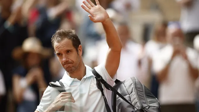 Richard Gasquet retires after defeat at French Open