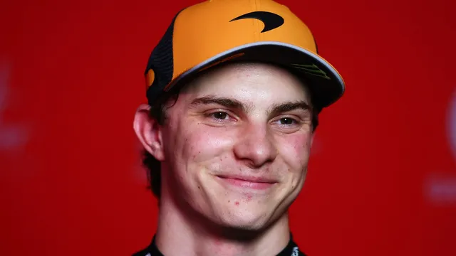 Oscar Piastri claims pole position in Qatar GP sprint after Lando Norris's mistake