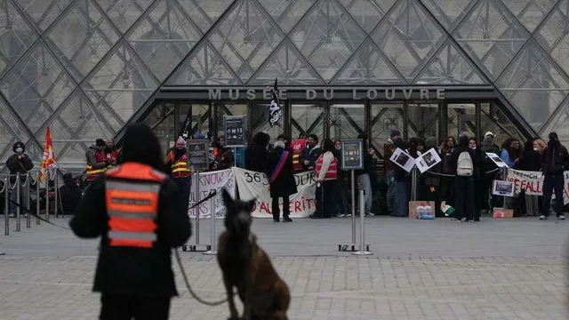 Paris museums Louvre, Orsay, and Picasso to close Saturday over protest violence fears