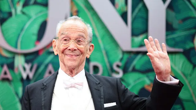 Joel Grey likens Trump to Nazi regime in controversial op-ed