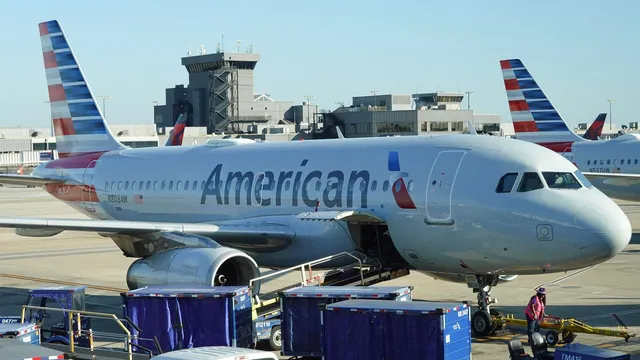 American Airlines lures Southwest elite customers with status match offer