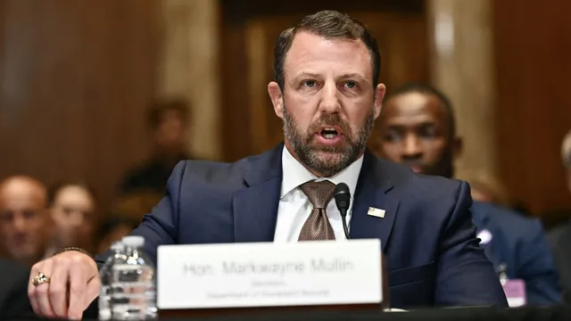 Supreme Court allows government to block asylum seekers at the border