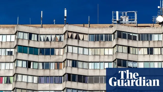 Tracey Emin joins fight against window changes in Margate landmark