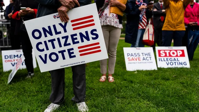 Trump signs executive order for nationwide voter list amid controversy